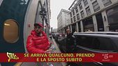 Milano, parcheggi disabili occupati nel Quadrilatero della moda