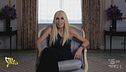 "Fatti e rifatti". A Donatella Versace si smonta... l'orecchio