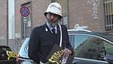 Fermata vietata al Commissariato di Polizia. Ma non per tutti