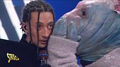 Daspo per i cantanti che parlano di politica: e i politici?