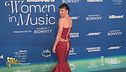 A "Moda Caustica", Katy Perry mostra il lato B