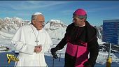 Le avventure sulla neve di Papa Bergoglio