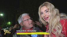 Valeria Marini, alla sua festa di compleanno tutti in rosso