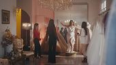 La prova dell'abito da sposa di Zeynep