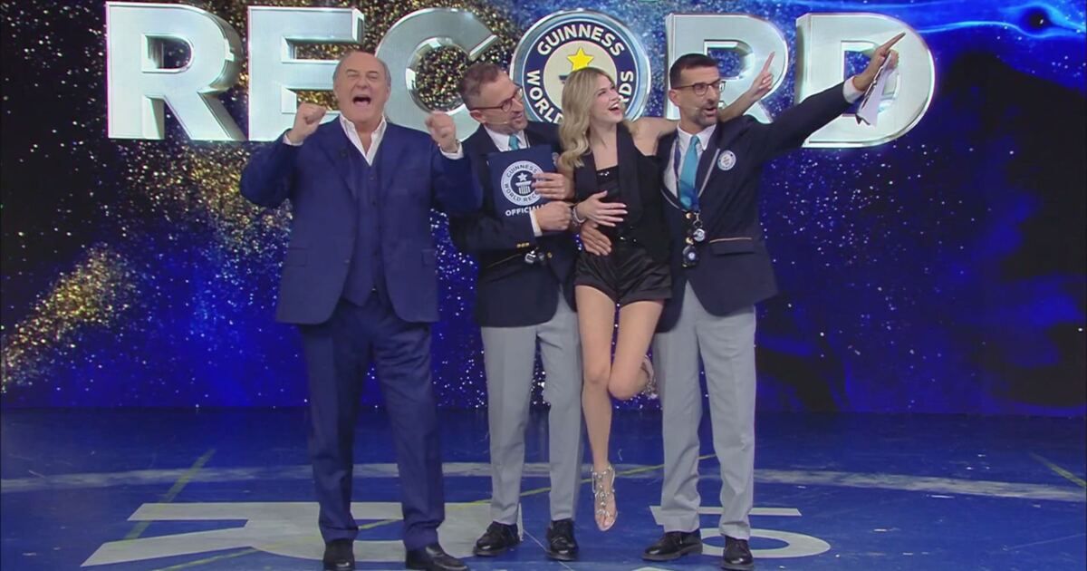 Lo show dei record: Sesta puntata Video | Mediaset Infinity