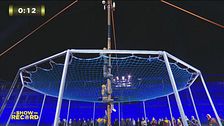 La seconda manche dell'"Albero della Cuccagna"