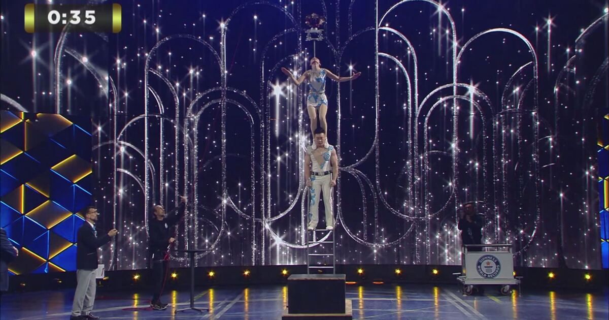 Lo show dei record: L'equilibrio da record di Liu Lijun e Feng Lijuan ...