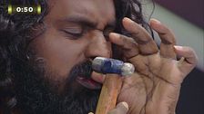 Kranthi Drillman e i chiodi nel naso
