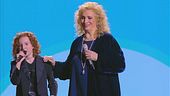 Nicole Corrente e Iva Zanicchi in "Testarda io"