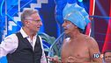 Stasera Ciao Darwin sfida, e tante risate
