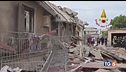 Crolla una palazzina, morti mamma e 2 bimbi