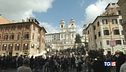 Baby gang in azione a Piazza di Spagna