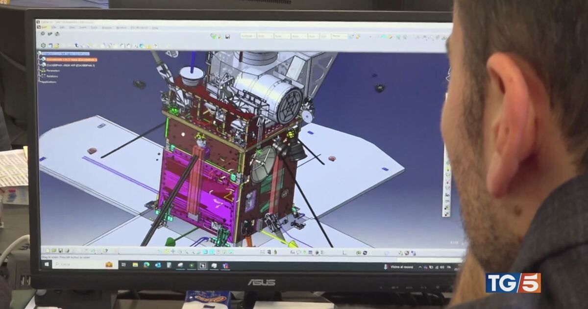TG5: Il satellite elettrico è tutto Made in Italy Video | Mediaset Infinity