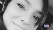 Uccisa a coltellate si cerca il marito