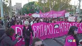 Le donne in piazza stop alle violenze