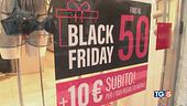 Black Friday mania E' caccia all'affare