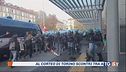 Al corteo di Torino scontri e agenti feriti
