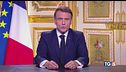 La Francia nel caos Macron: non lascio