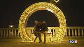 Luci e magia di Natale danno il via alle feste