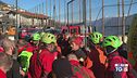 Proseguono i soccorsi per liberare la speleologa