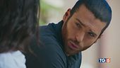 Stasera appuntamento su Canale 5 con "Viola come il mare"