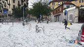 Pioggia e grandine Torino imbiancata