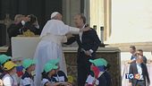 Francesco e i bambini, Benigni incanta tutti