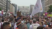 Milano arcobaleno Gay pride in marcia