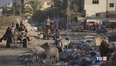 Si tratta su più fronti ma a Gaza si combatte