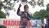 Le follie di Maduro "Natale a ottobre"