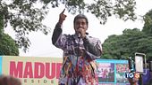 Le follie di Maduro "Natale a ottobre"