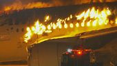 Aereo in fiamme a Tokyo, 400 salvi