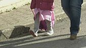 Trascura i figli e perde la potestà