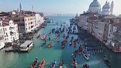 Il carnevale colora le piazze