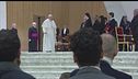 Papa influenzato, niente udienze