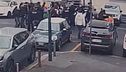 Assalto alla volante, violenza choc