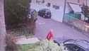 Nonna vandala buca le gomme