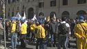 Protesta contro il miele taroccato