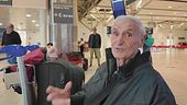 Arnaldo a 83 anni vive in aeroporto