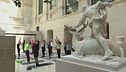 Yoga tra i capolavori del Louvre