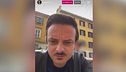 Milano, Rovazzi scippato in diretta