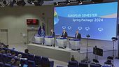 L'Europa ci boccia per deficit