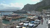 A Capri tornano l'acqua e i turisti