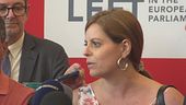 Ilaria Salis debutta a Bruxelles