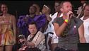 Michael J.Fox suona con i Coldplay