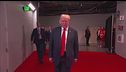 Trump acclamato da eroe
