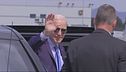 Biden resiste, ma è sempre più solo