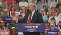 Trump, "Colpito per la democrazia"