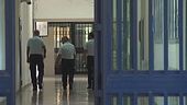 Inferno carceri, suicidi e rivolte