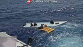 Naufragio migranti, 21 dispersi